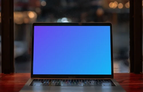 Lapton mockup on desk
