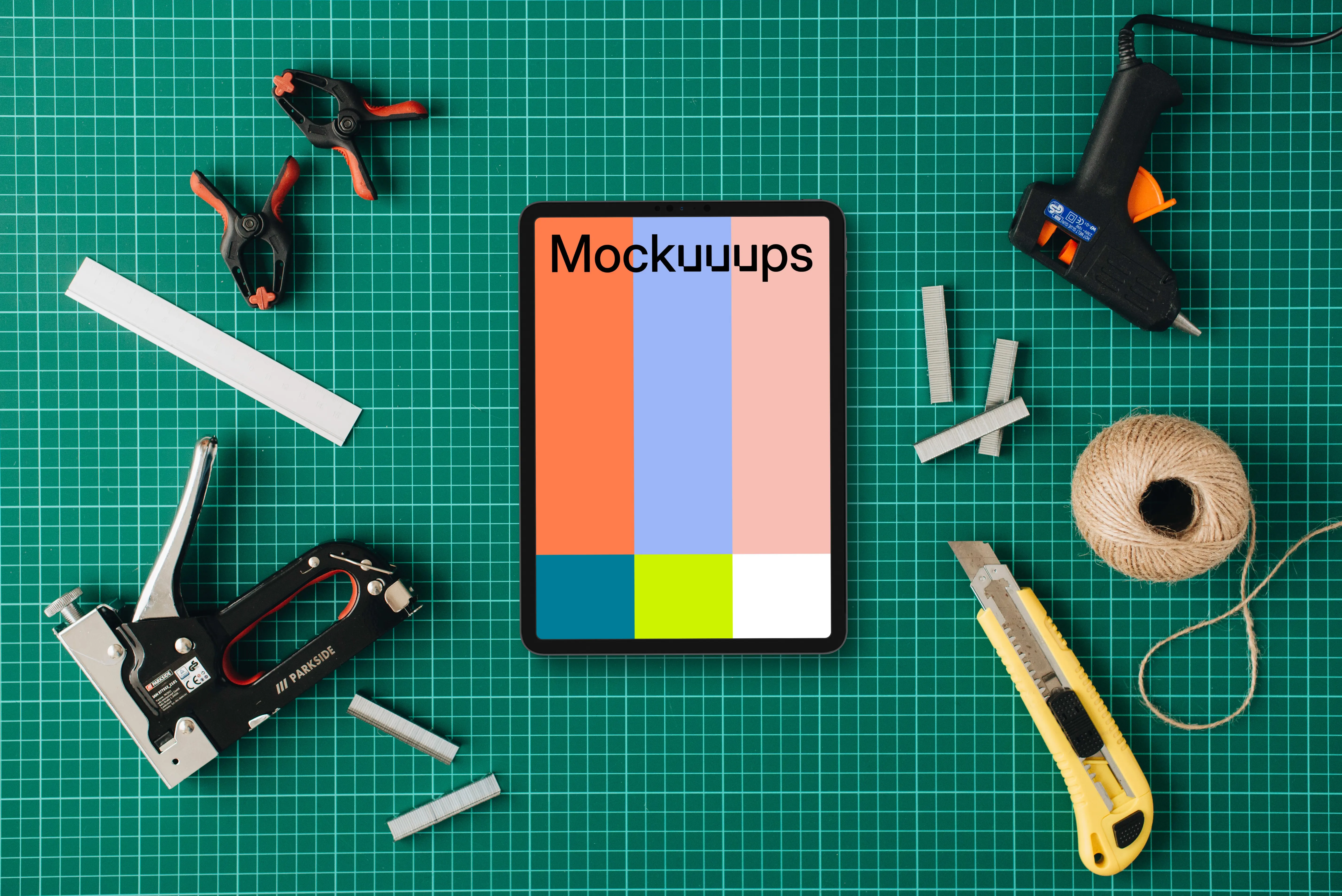 Tablet mockup in the workshop environment