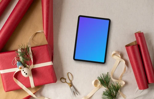 Regalo de Navidad mockup con una tableta