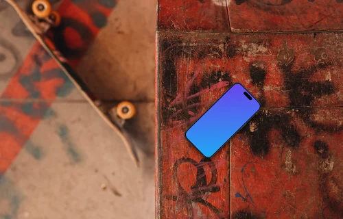 iPhone mockup en skatepark rojo