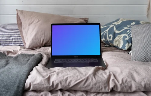 MacBook Pro mockup em um quarto aconchegante