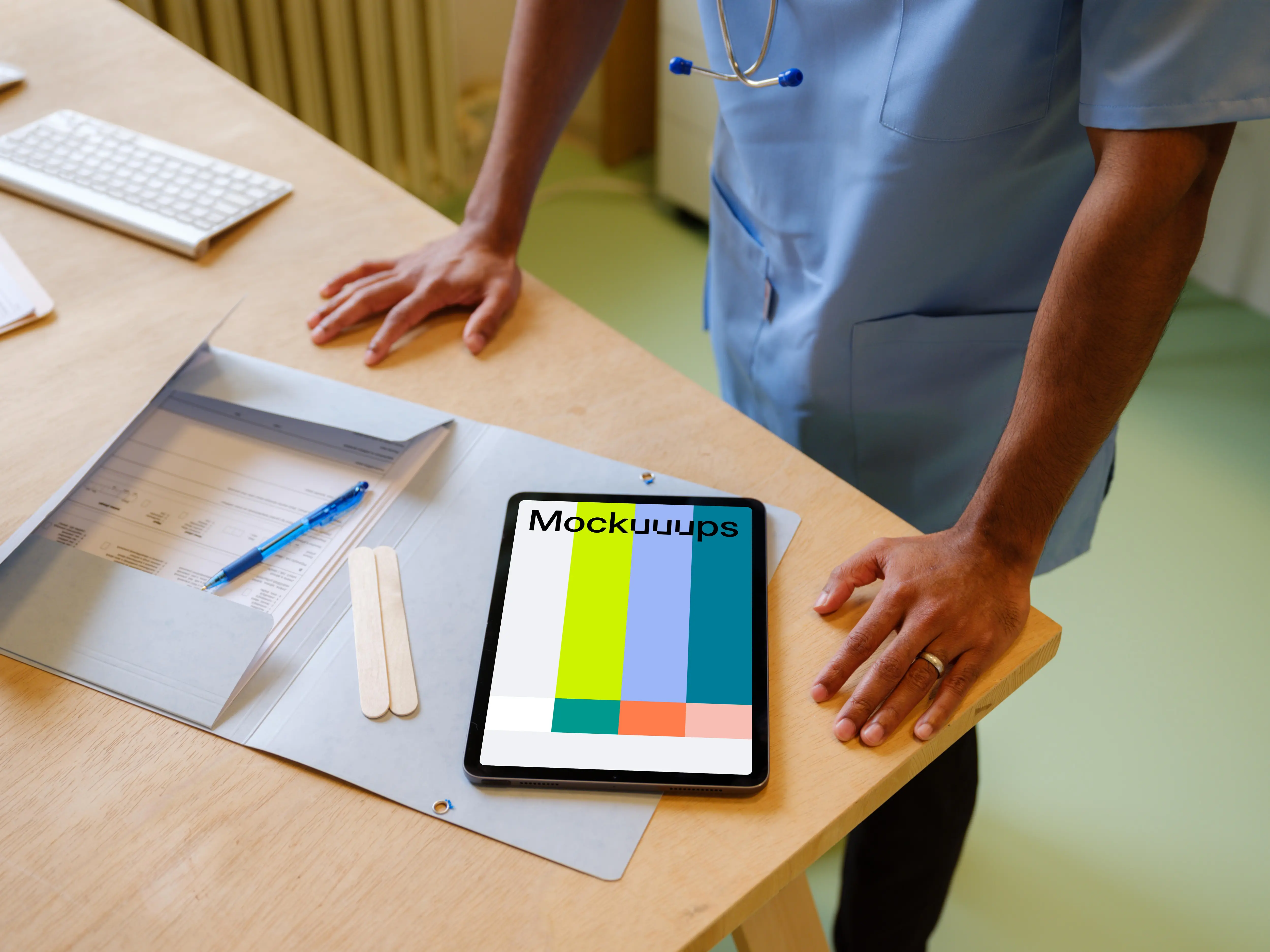 Tablet mockup and the doctor