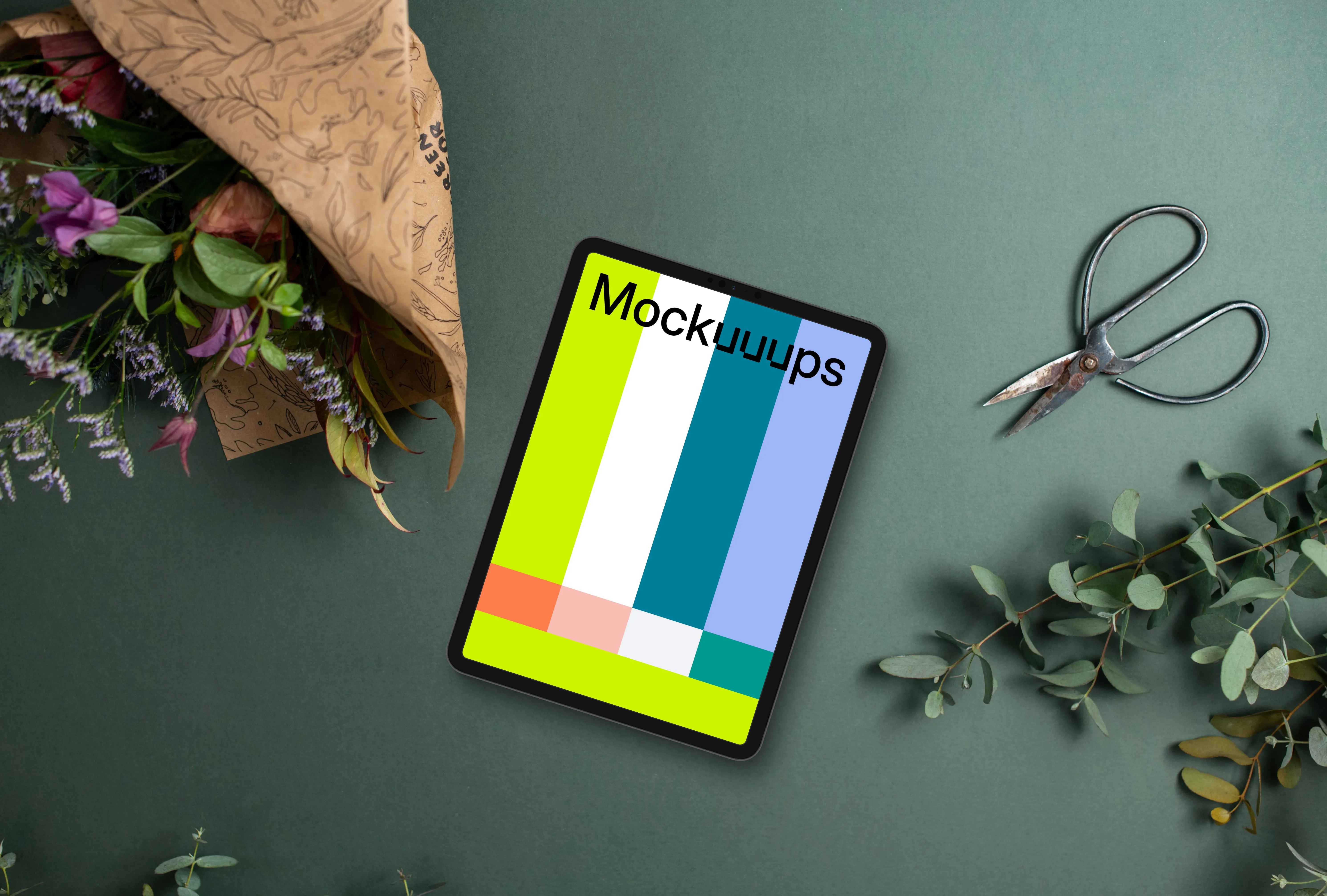 Tablet mockup with flowers