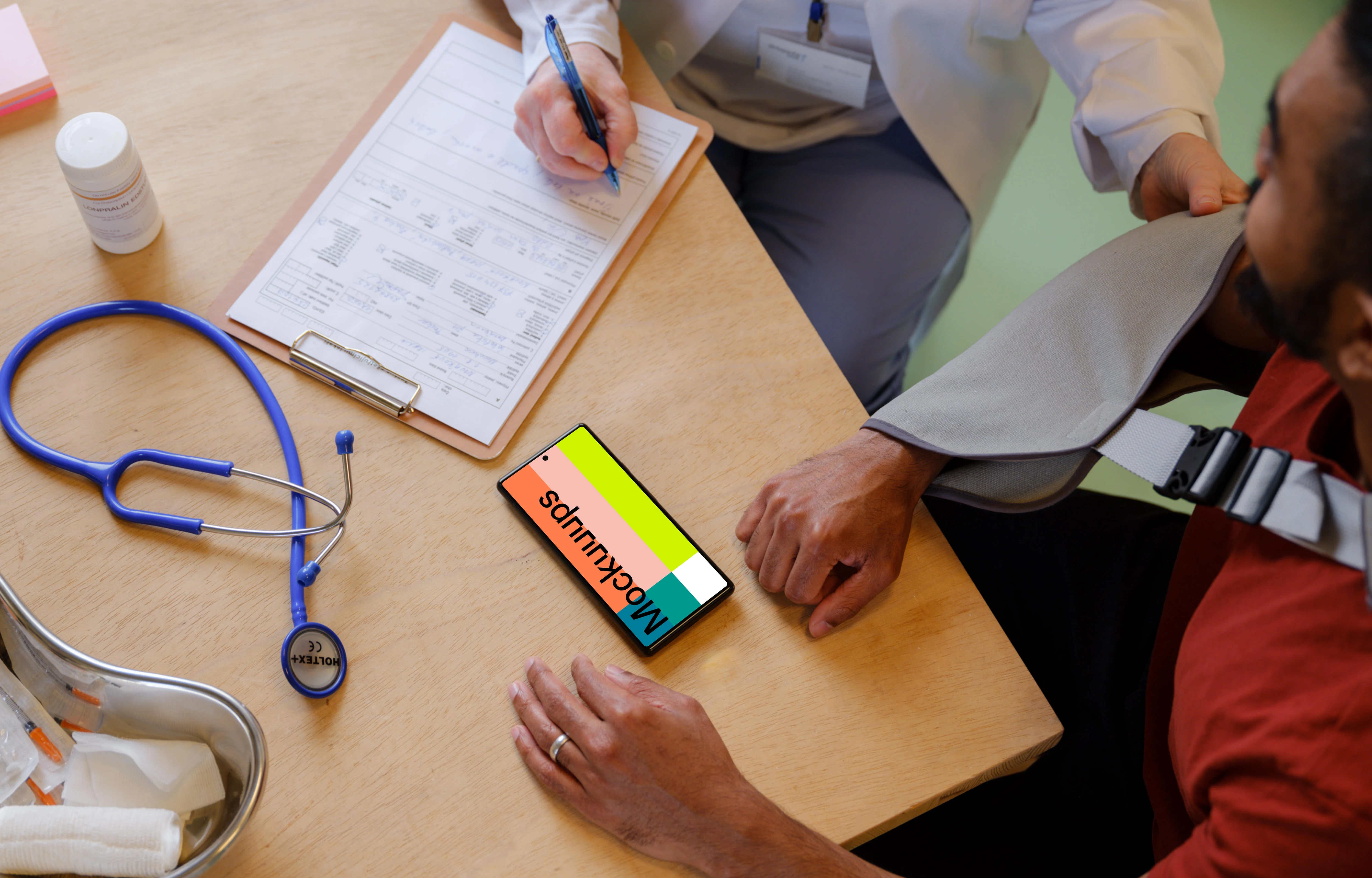 Google Pixel placed on the doctor’s table