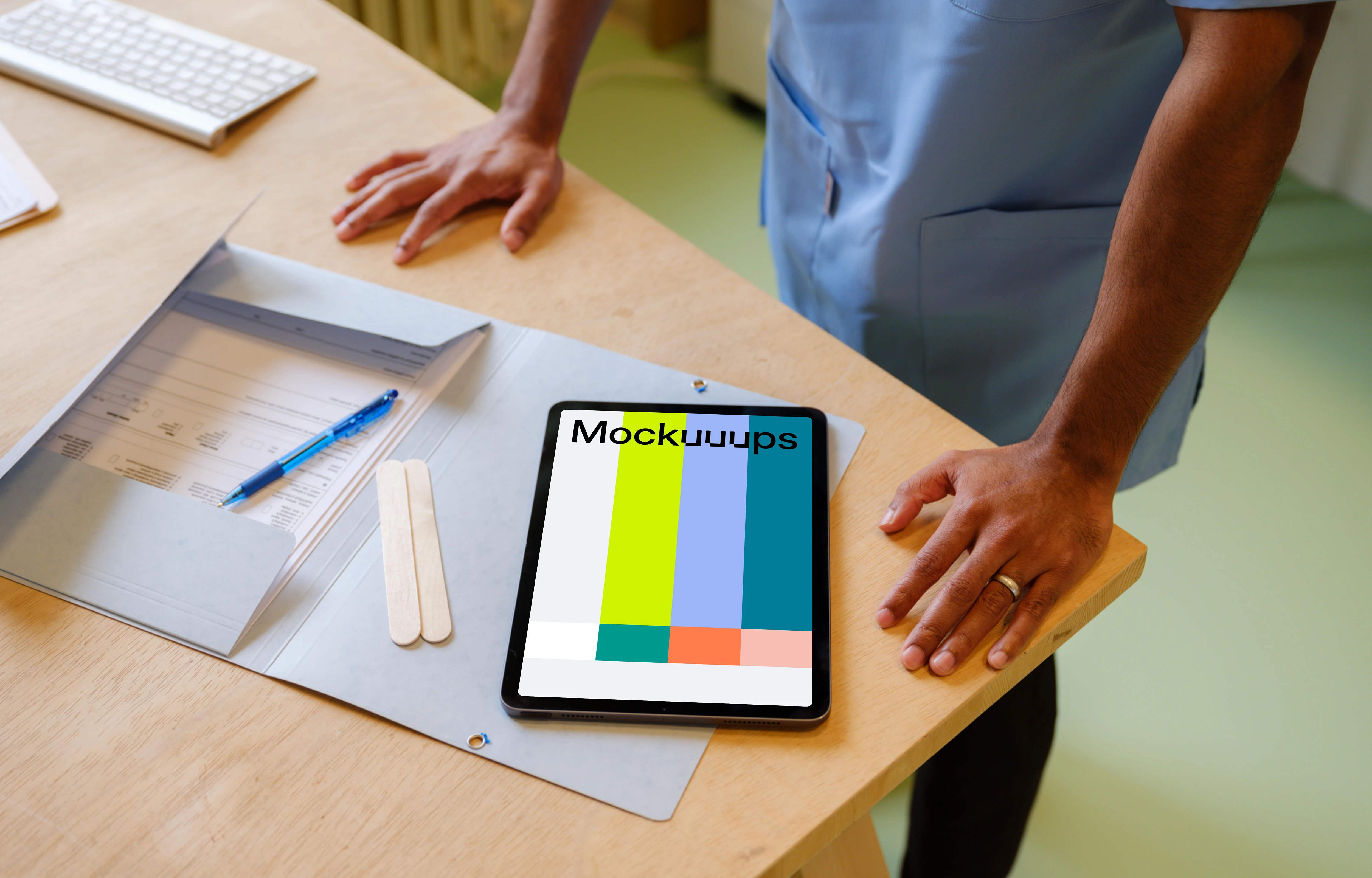 Tablet mockup and the doctor