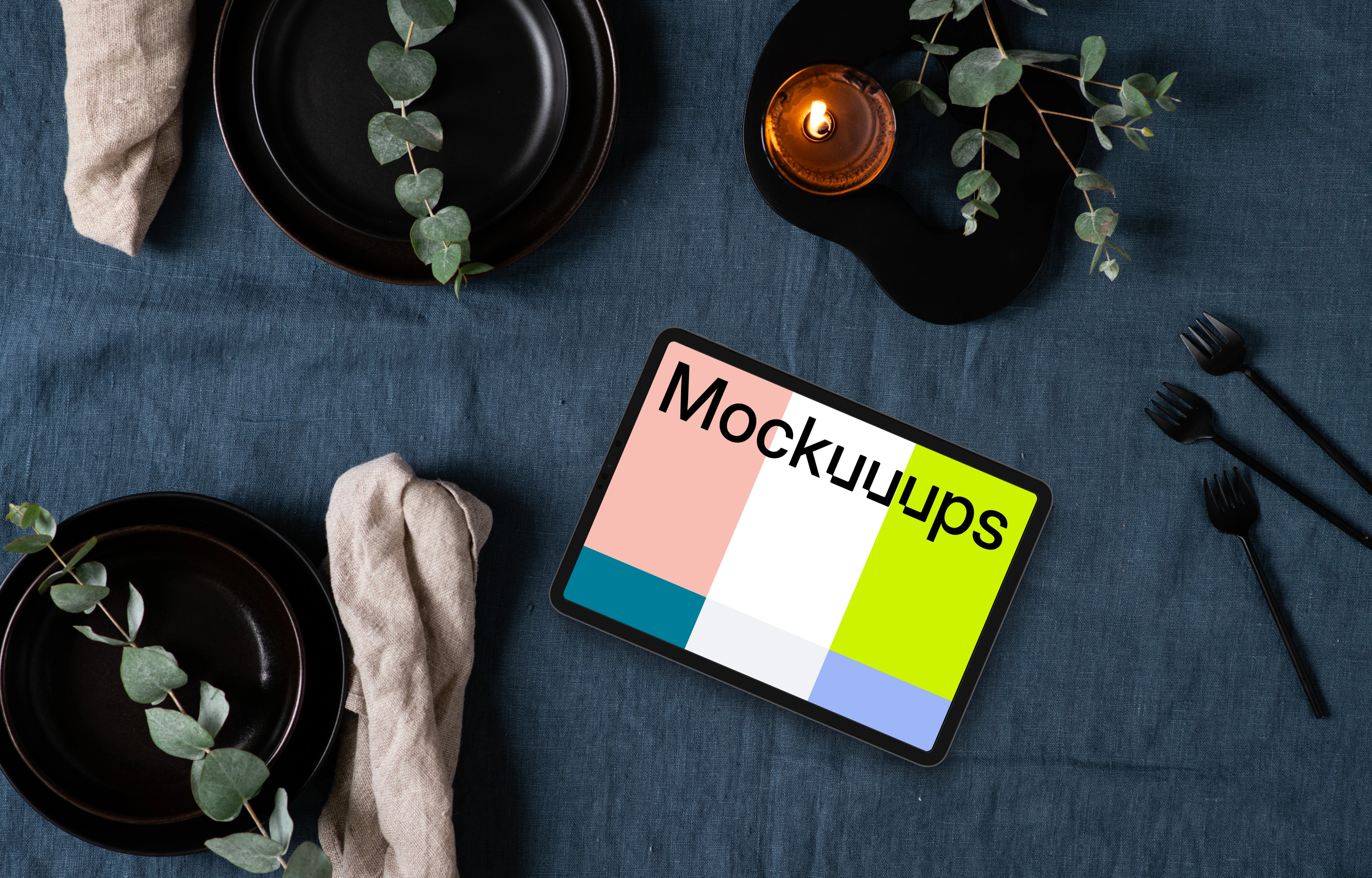 Xmas mockup with a gift and tablet