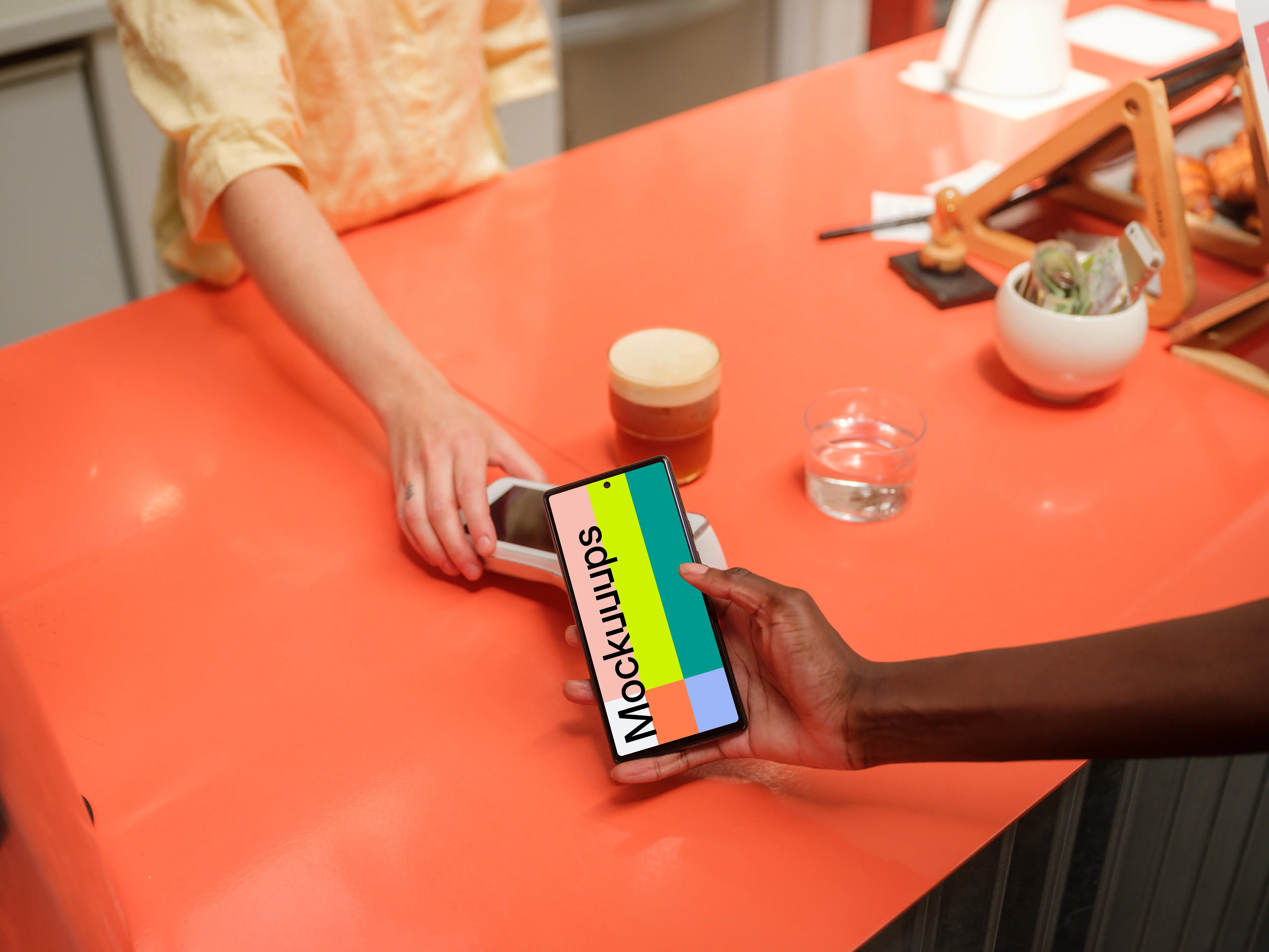 Entrepreneur paying with the Google Pixel 