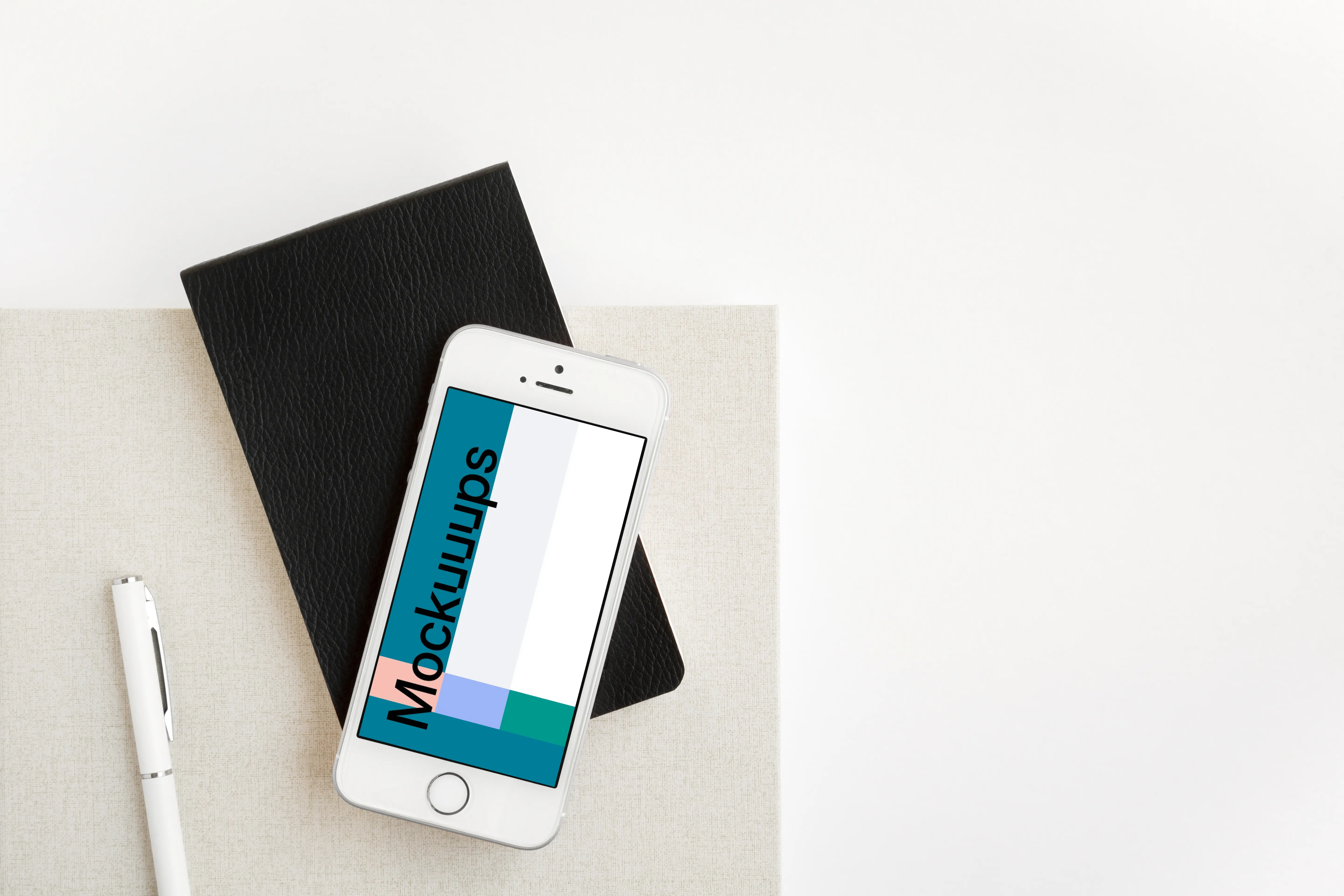 iPhone SE mockup on black and transparent background