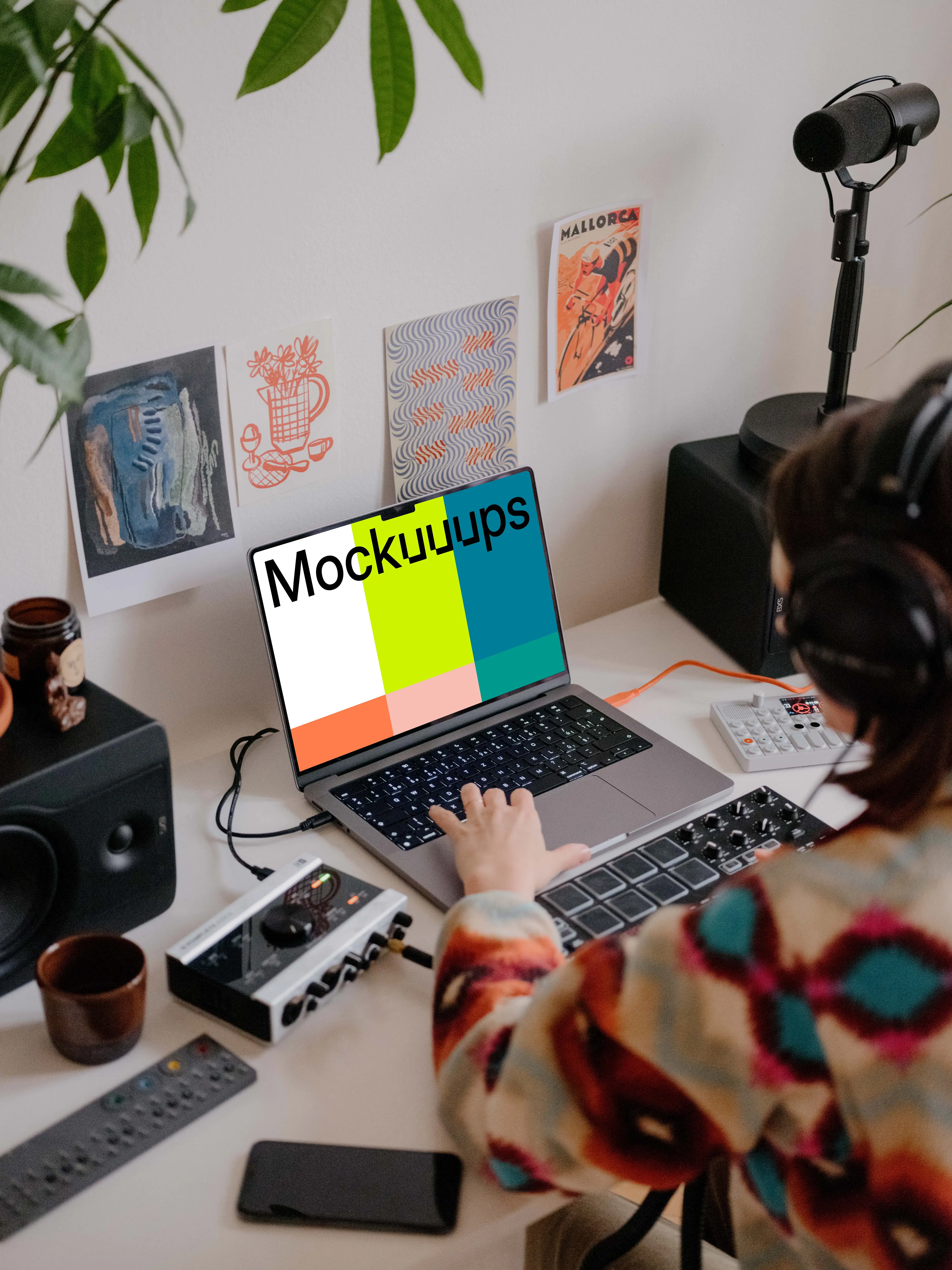 MacBook Pro Podcast Mockup