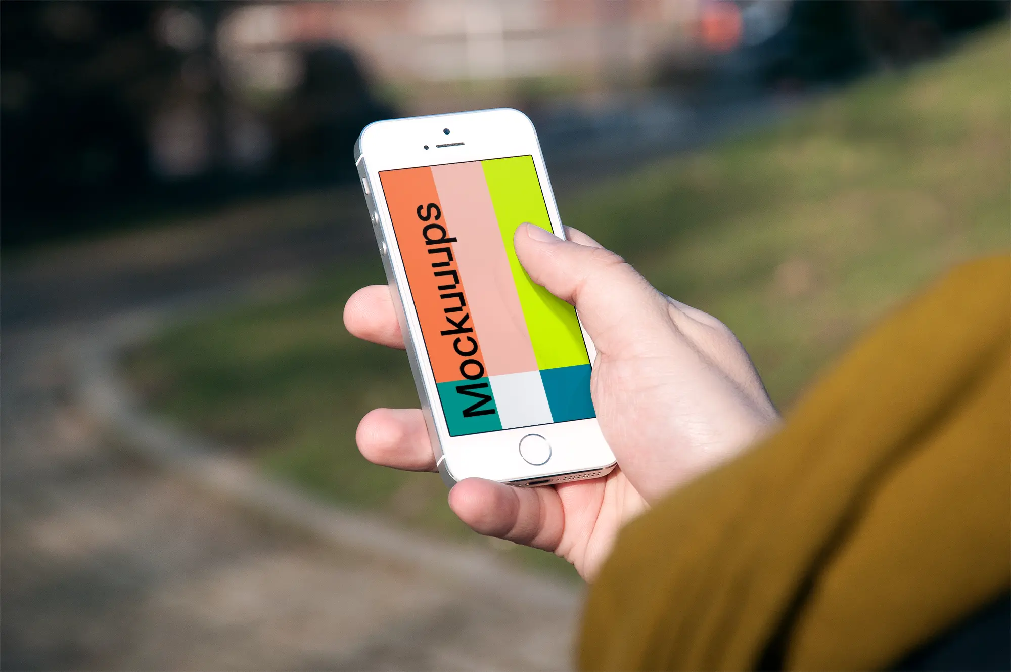 Reading an article on iPhone SE mockup