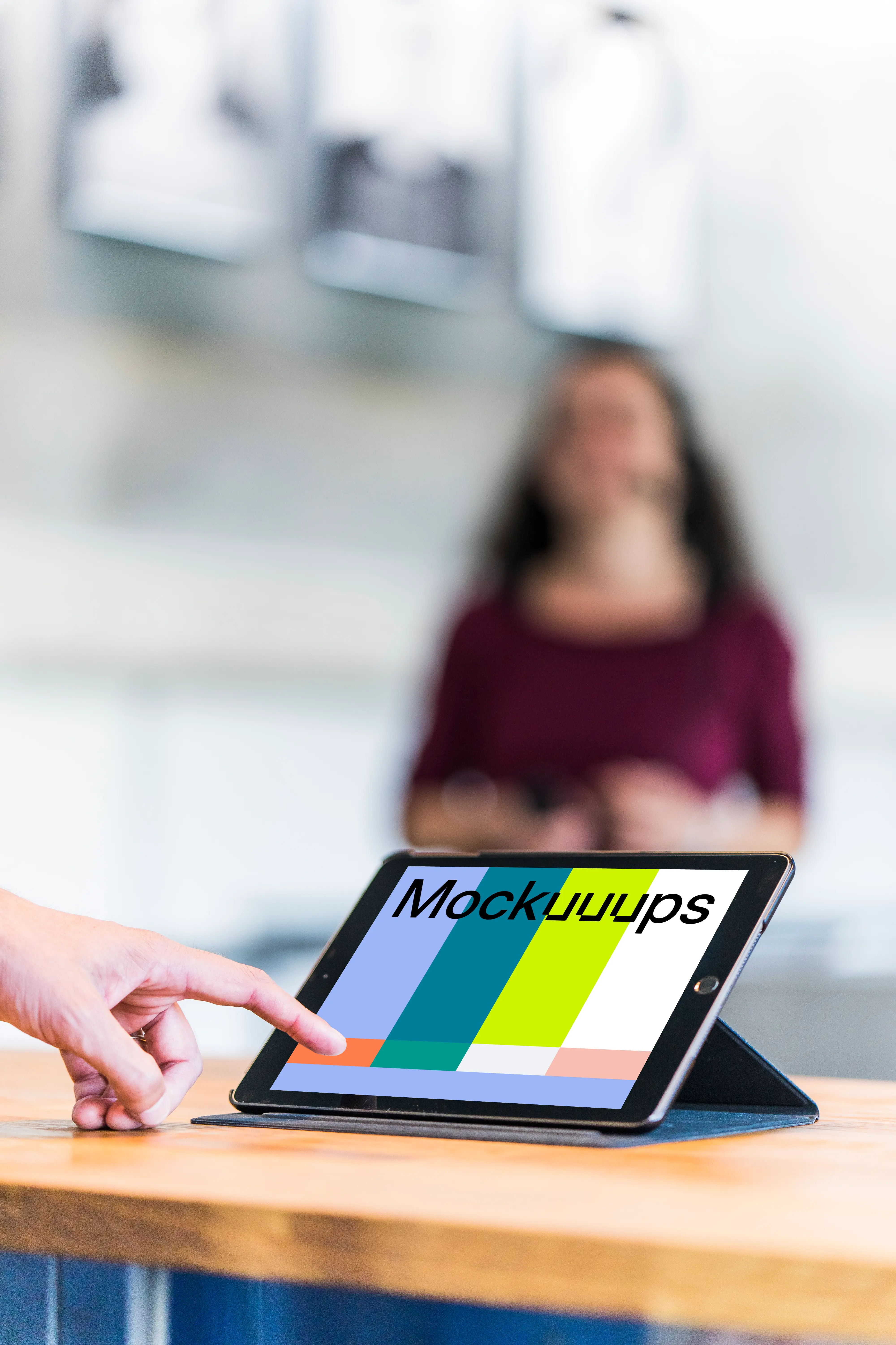 Tablet mockup in the office