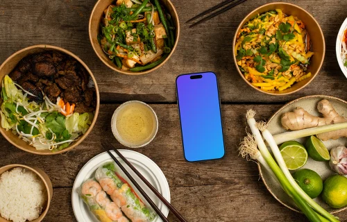 Platos de cocina vietnamita en torno al Smartphone mockup