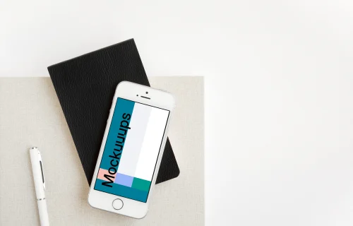 iPhone SE mockup on black and transparent background