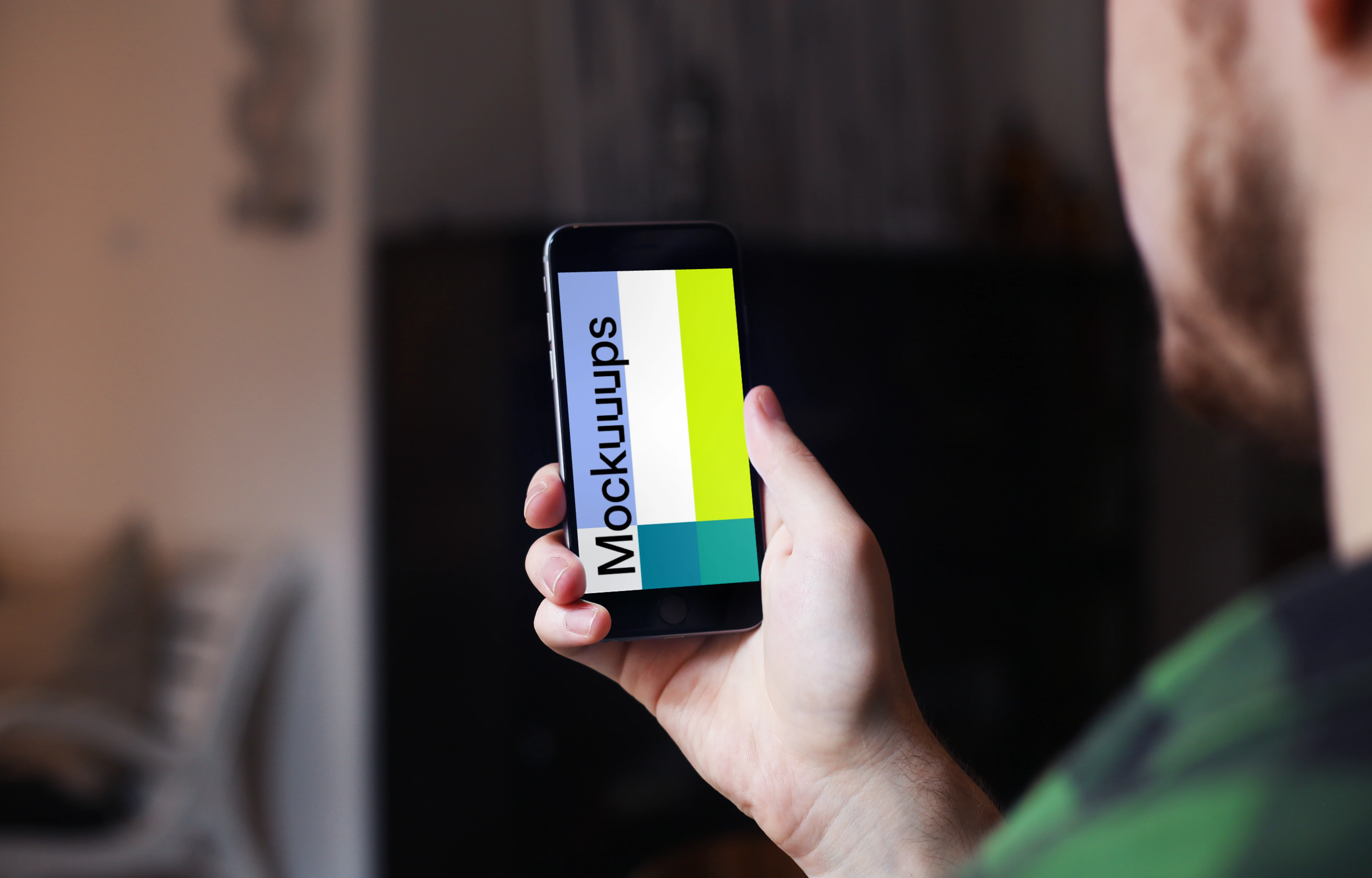 iPhone 6 mockup at coffee