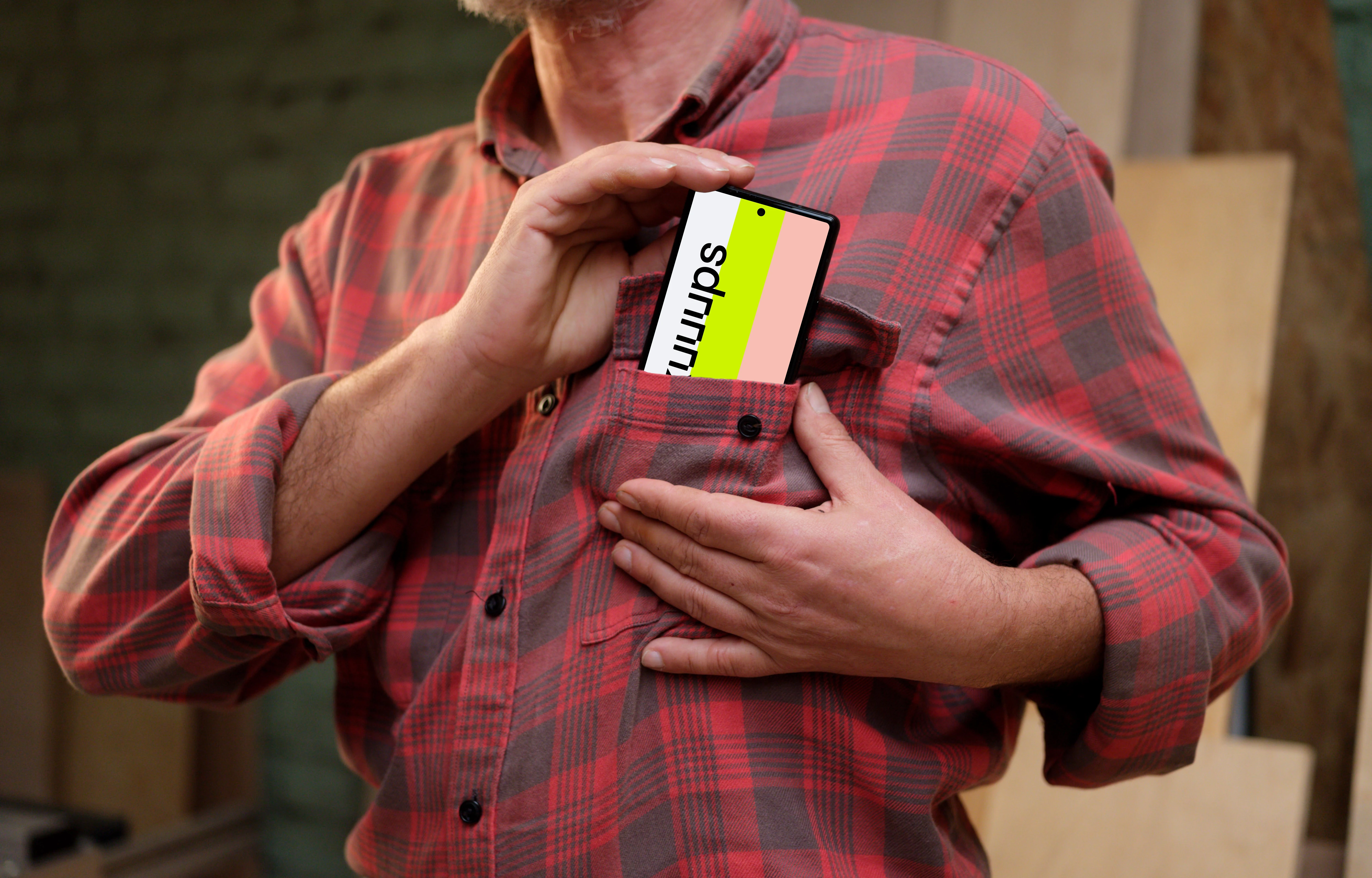 Crafter and Google Pixel 6 mockup