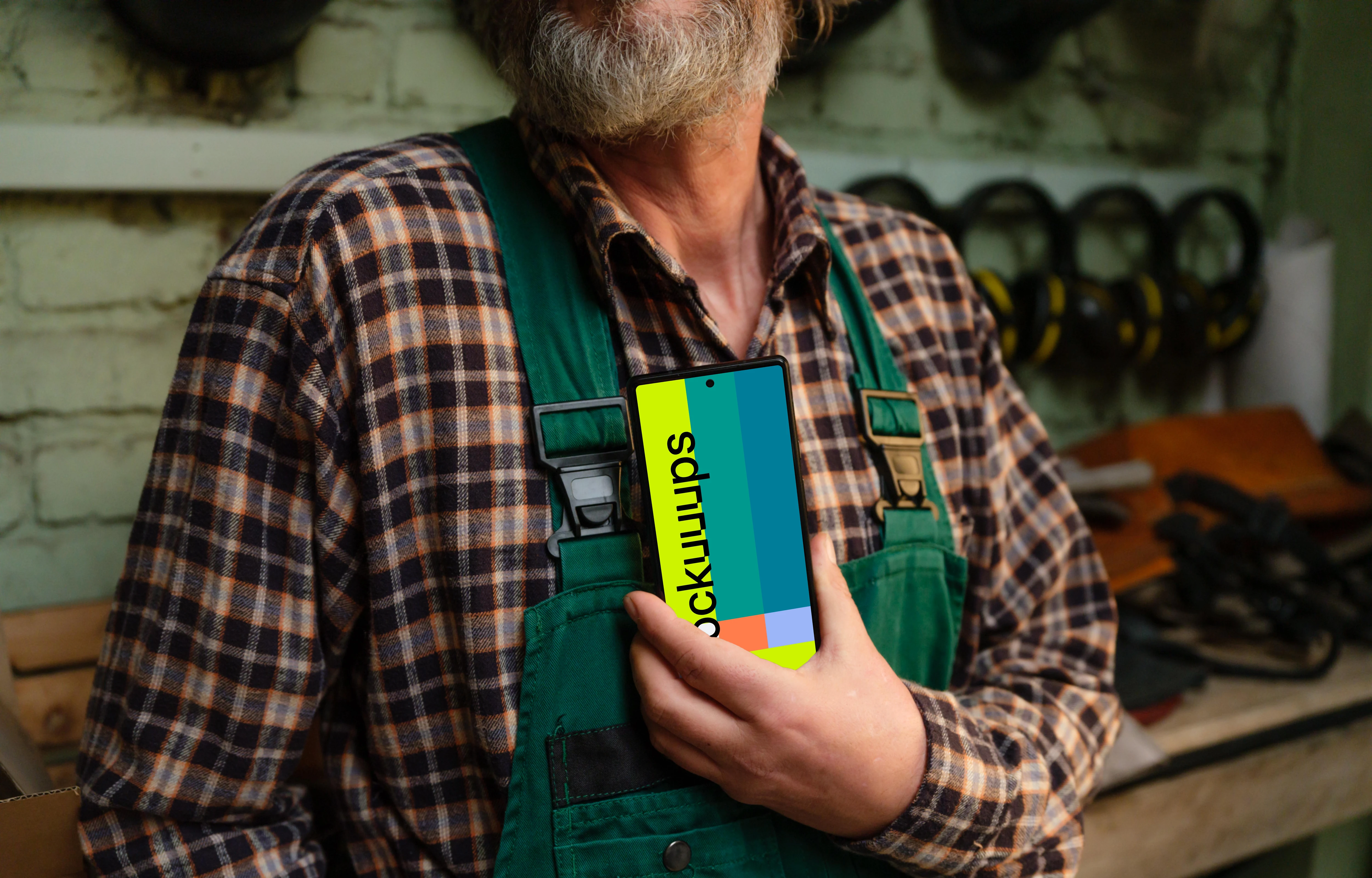 Crafter holding a phone mockup