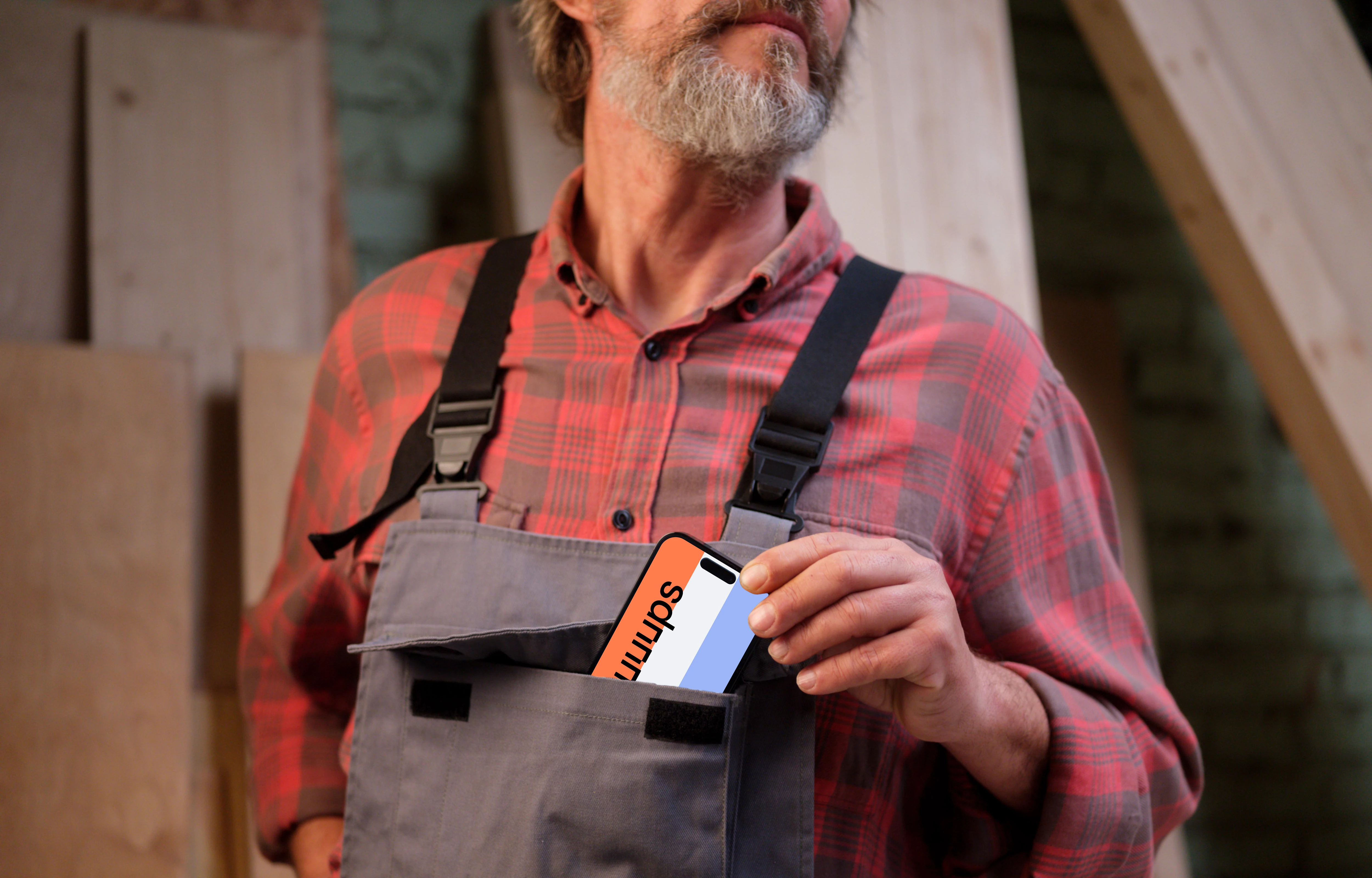 iPhone 14 Pro in a crafter's pocket