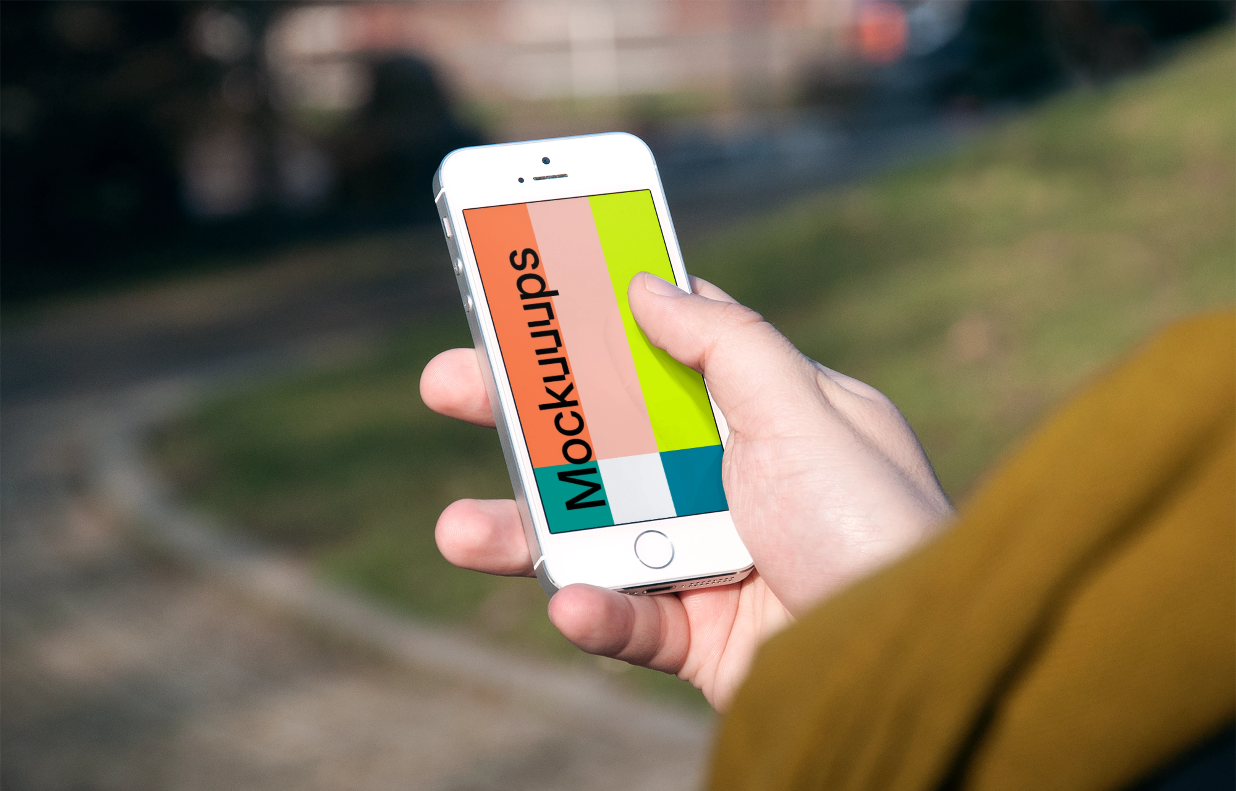 Reading an article on iPhone SE mockup