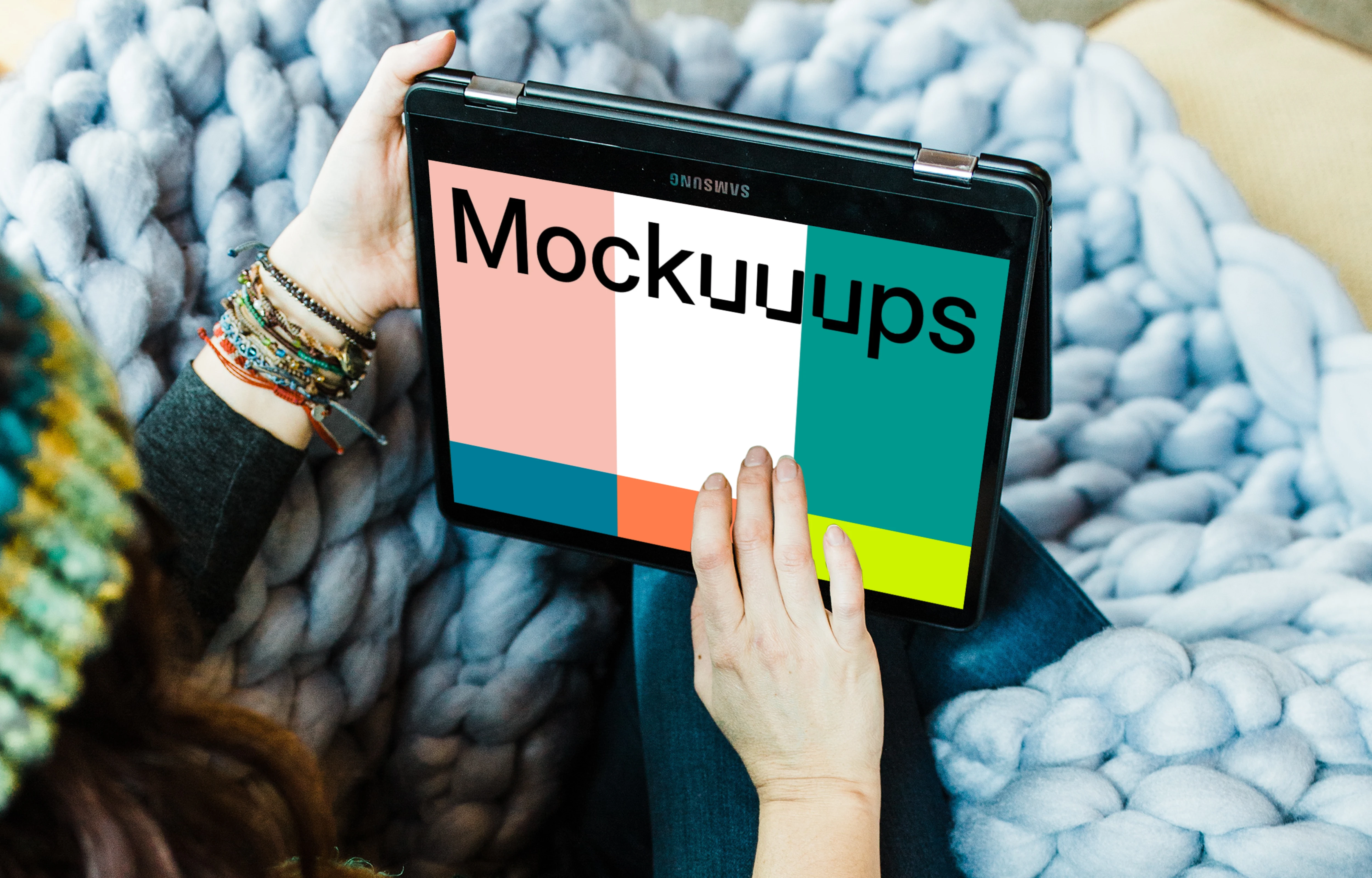 Sitting and reading article on Samsung Chromebook mockup