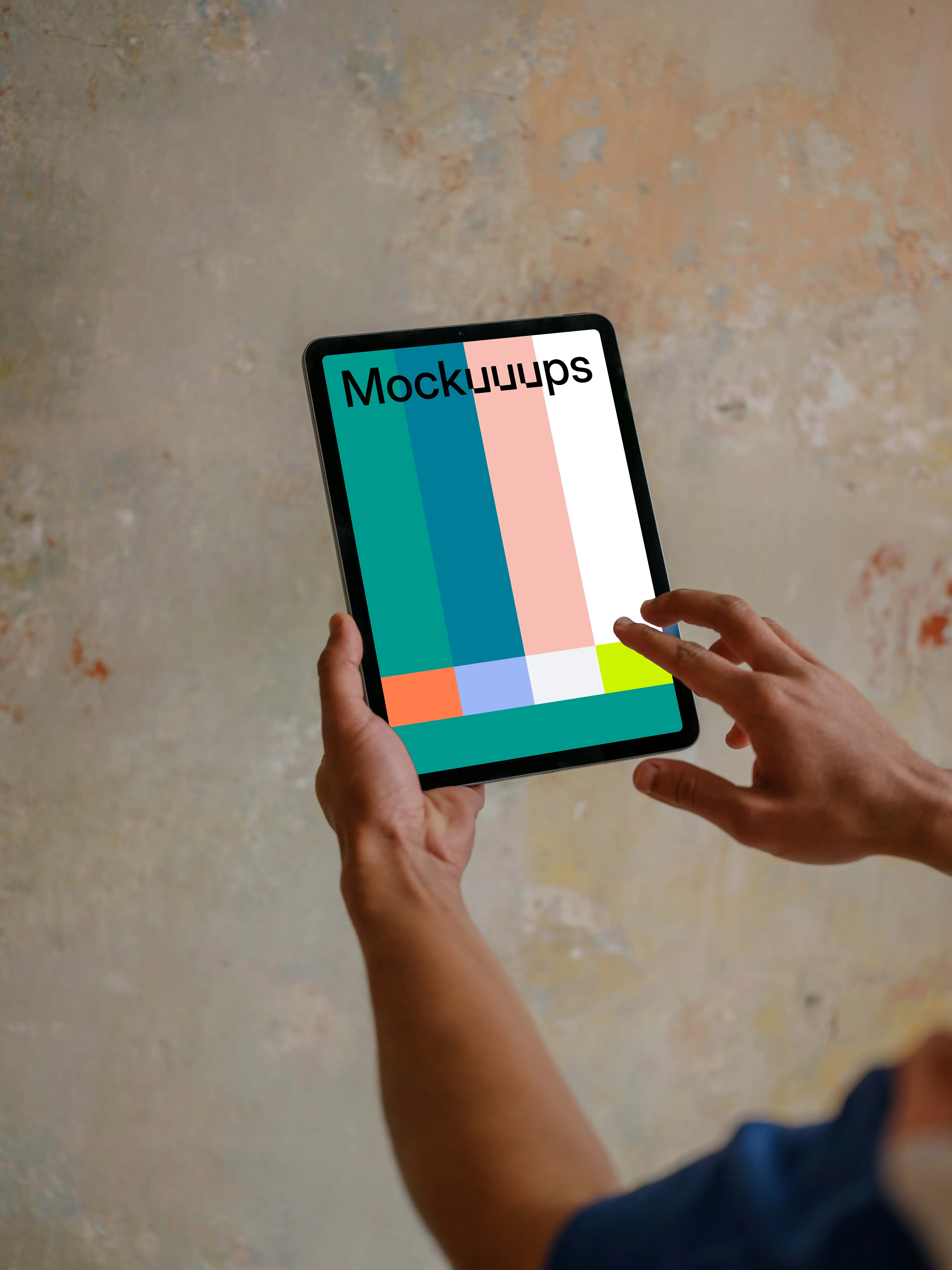 Free mockup of man pointing on iPad