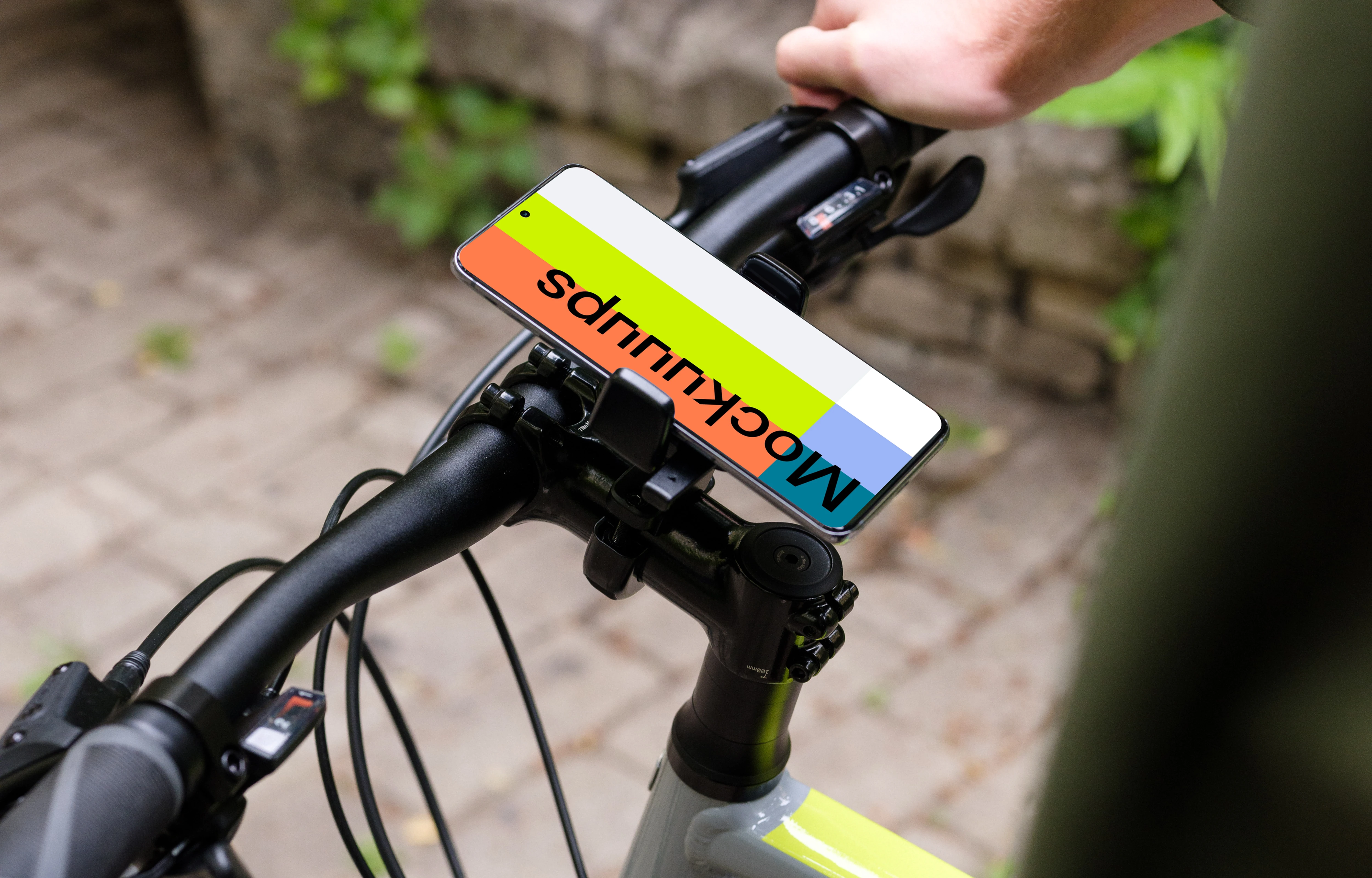 Side view of a bike with Samsung S20 mockup in bike mount