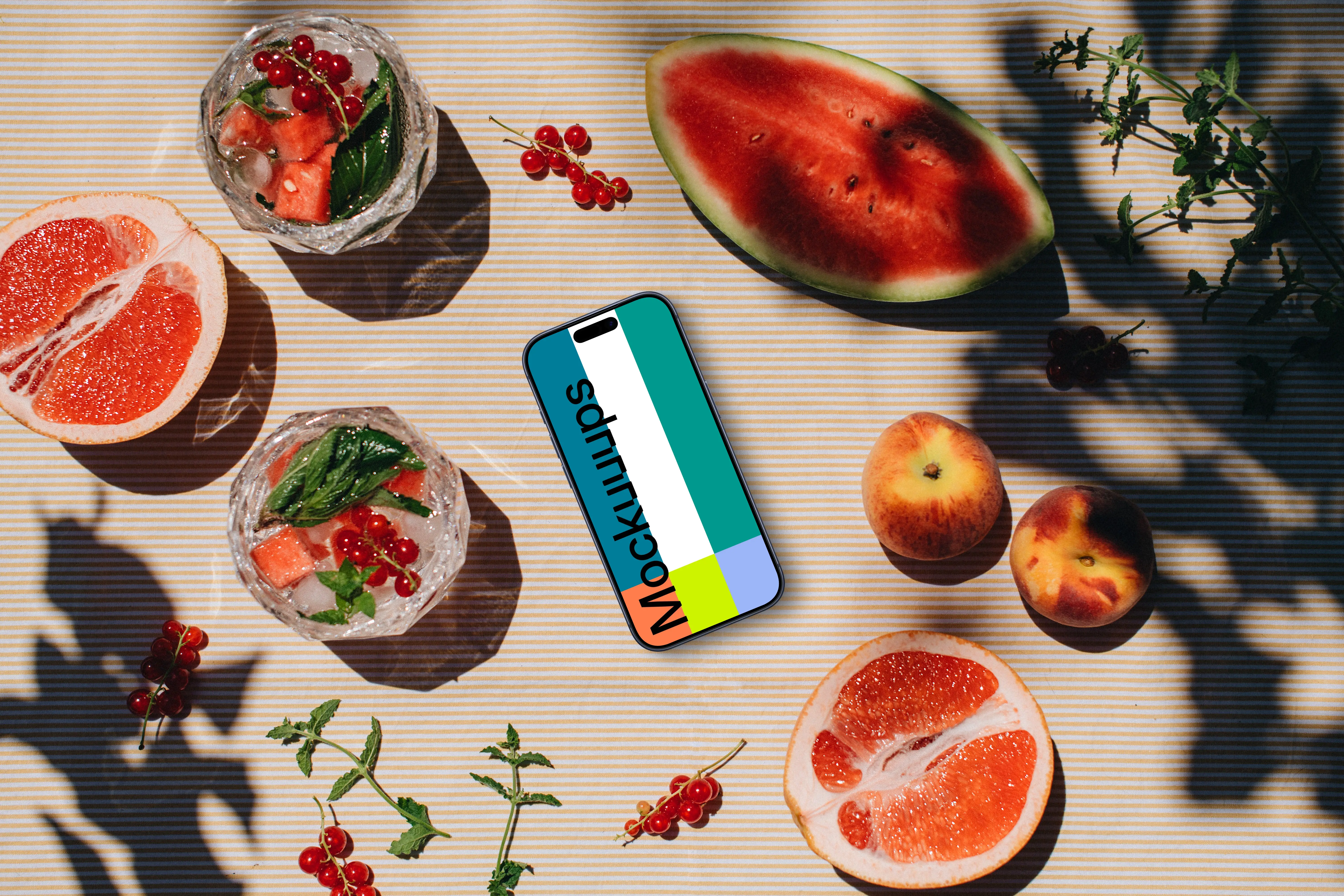 Smartphone mockup next to the lemonade