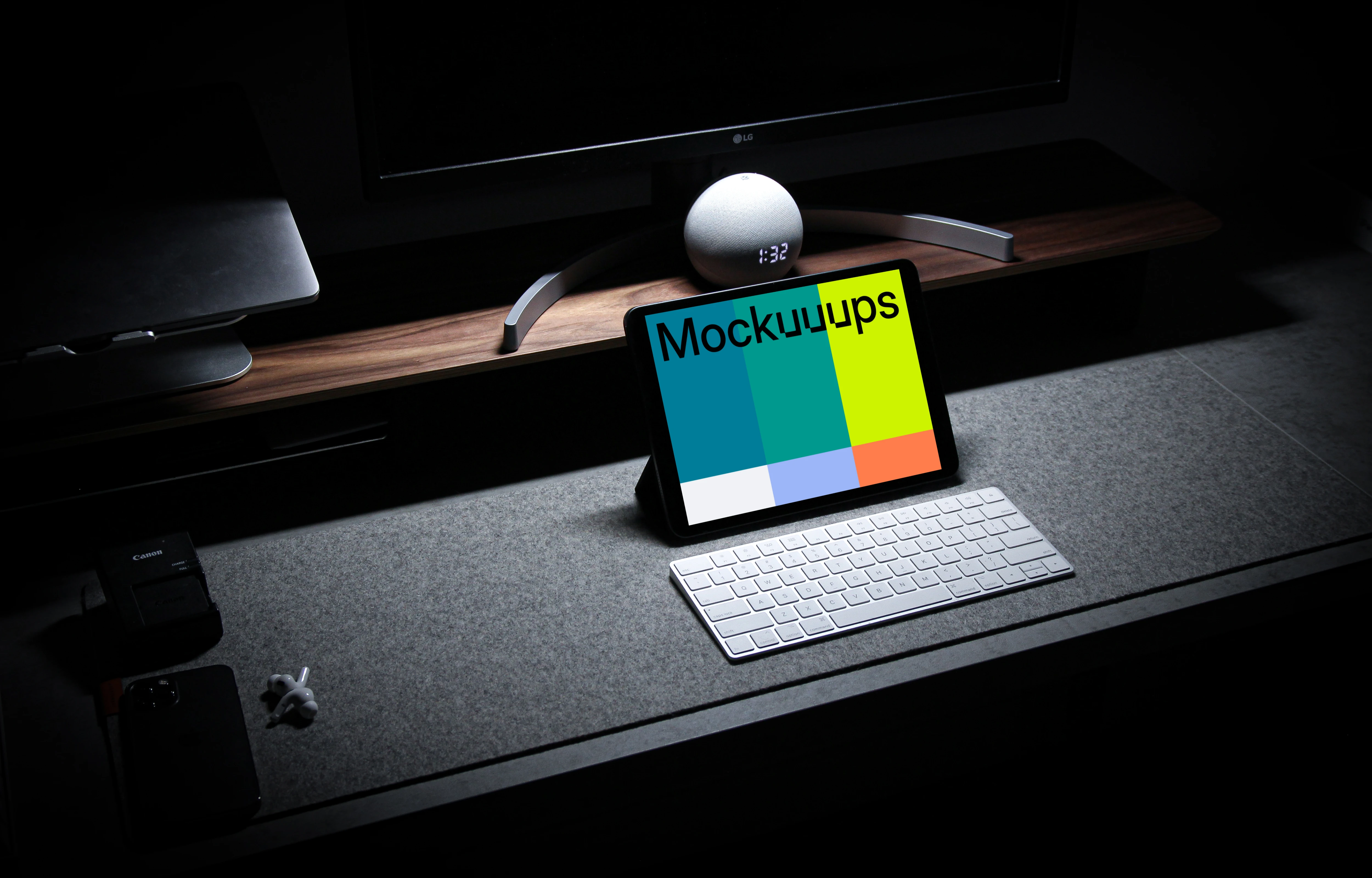 Dark iPad Mockup