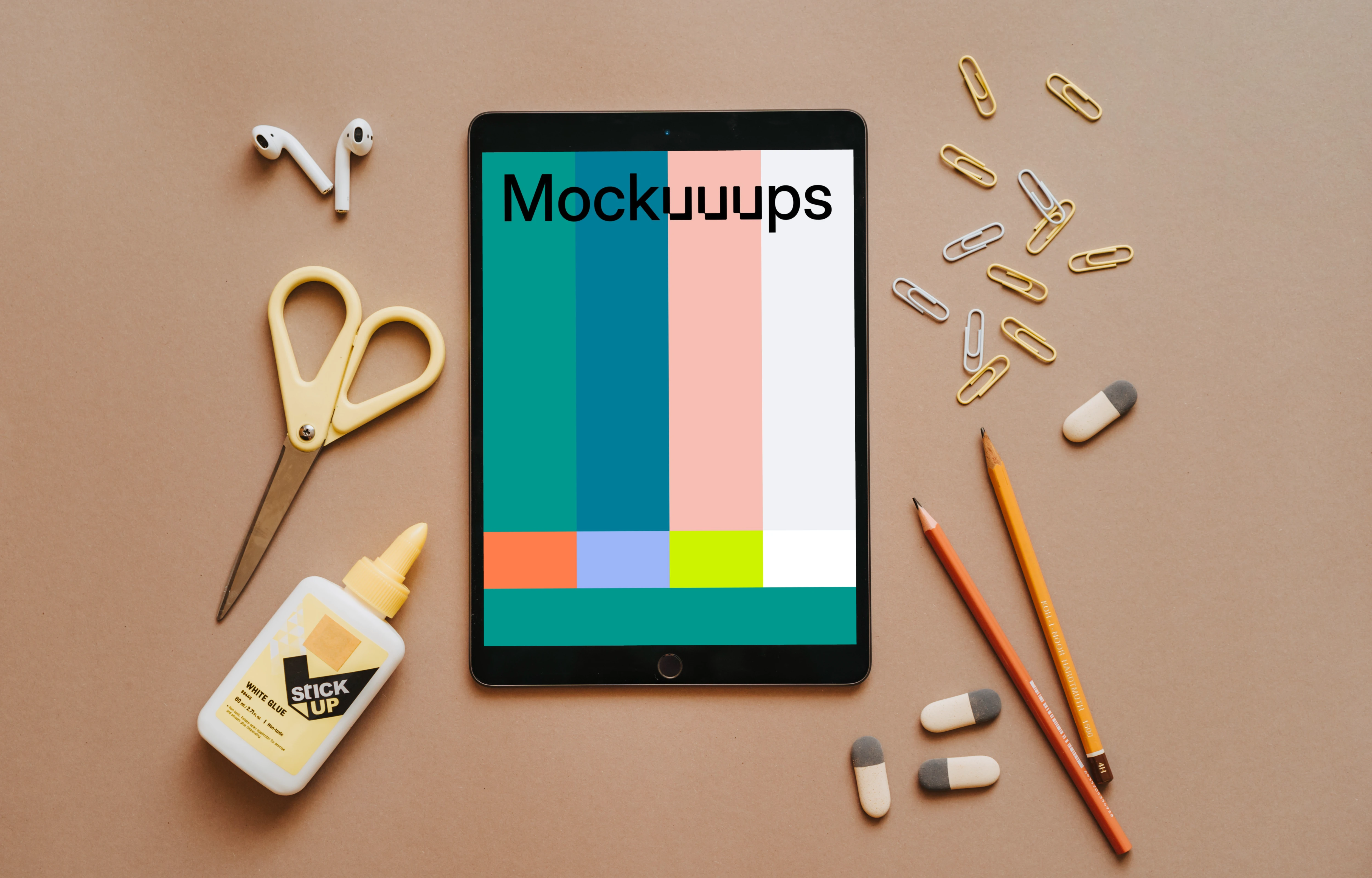 Back to school mockup scene with iPad