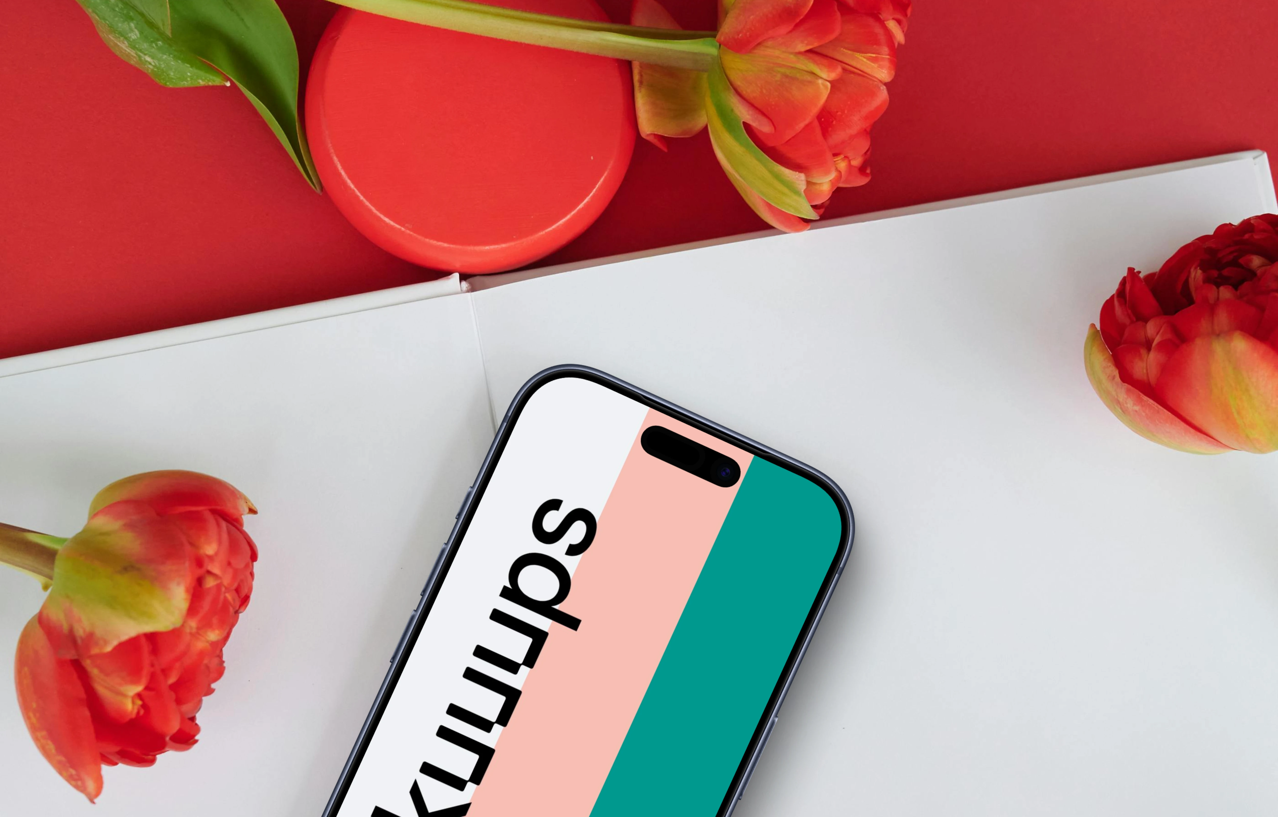 Smartphone mockup with red flowers